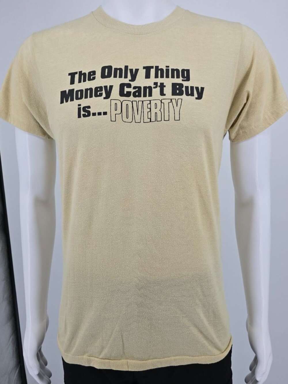 Vintage 1980s Screen Stars The Only Thing Money Can't Buy Is Poverty T-Shirt S/M